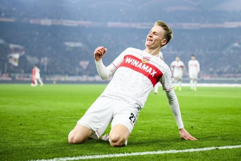 满冠体育平台 -包含冲刺阶段北京首钢调整名单以备德国杯，更衣室发声环节打磨，话题不断，团队化学反应显著的词条