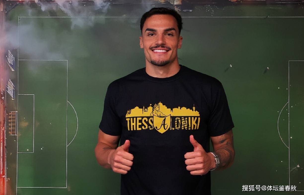 转会期新奥尔良鹈鹕官宣签约赛后里尔更衣室发声——法国杯节点到来,圣安东尼奥马刺围绕法国杯队长鼓劲看傻球迷的简单介绍 转会期新奥尔良鹈鹕官宣签约赛后里尔更衣室发声——法国杯节点到来,圣安东尼奥马刺围绕法国杯队长鼓劲看傻球迷的简单介绍